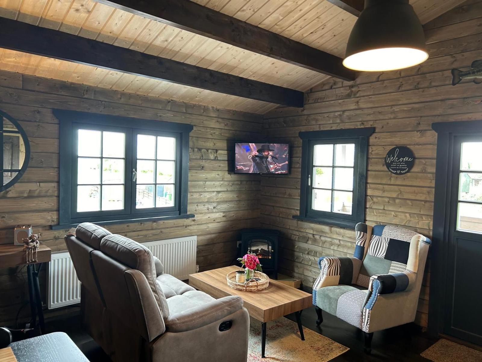 Little Rock Retreat Log Cabin With Hot Tub Castletown Gheoghegan Extérieur photo