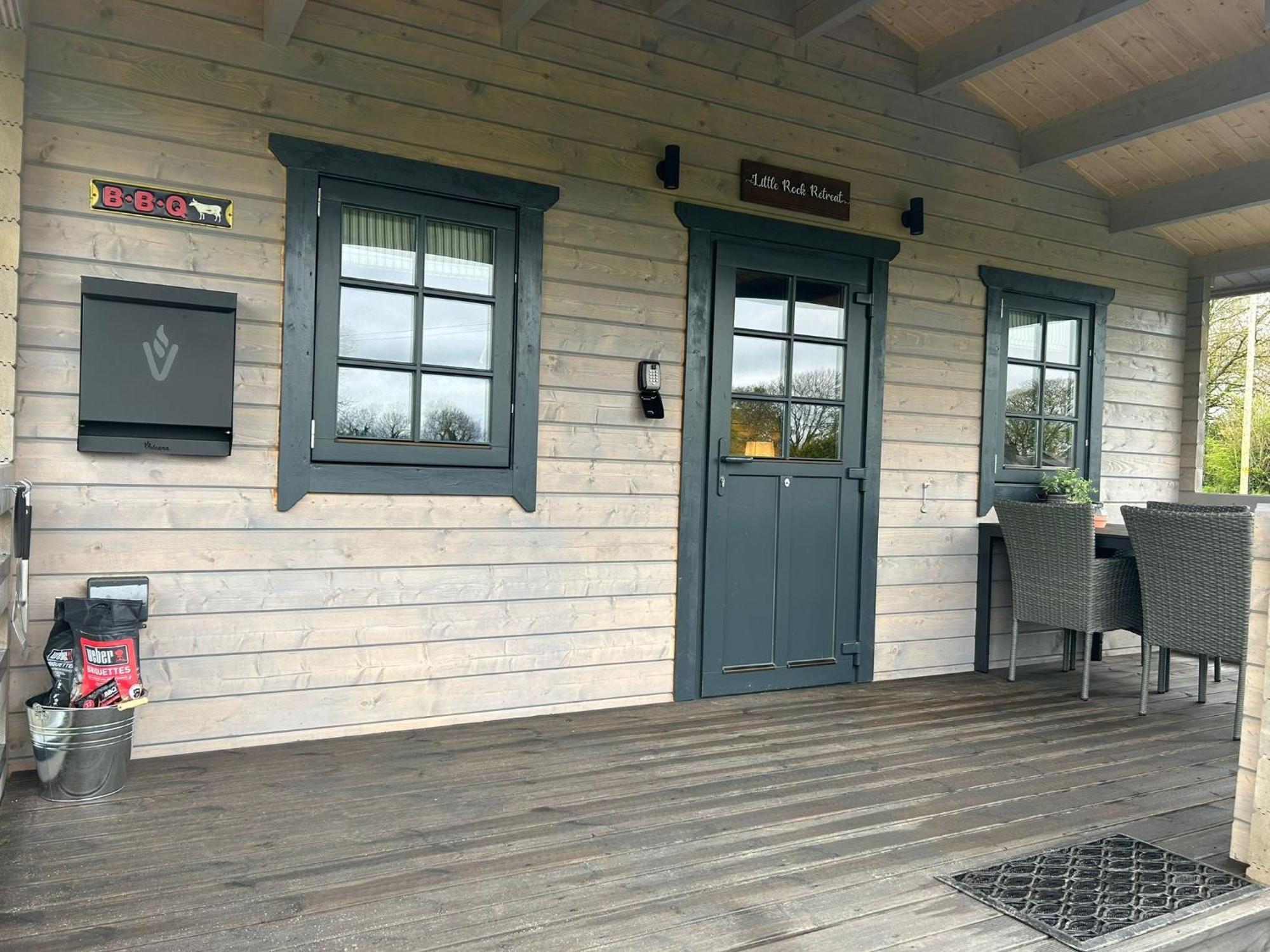Little Rock Retreat Log Cabin With Hot Tub Castletown Gheoghegan Extérieur photo